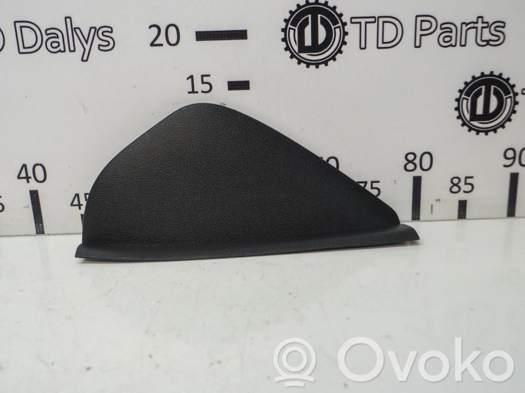 Volkswagen Golf Plus Moldura del extremo lateral de panel 