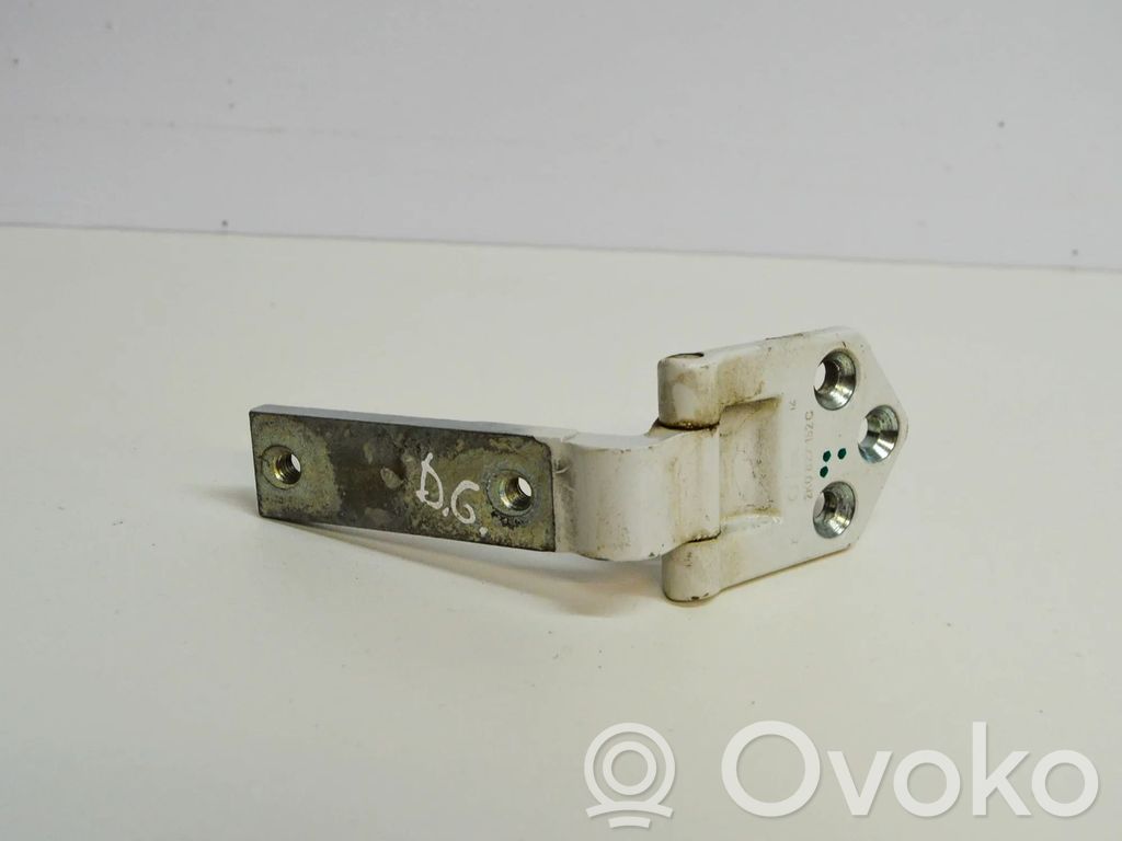 Tailgate/trunk/boot hinge   2K0827152C