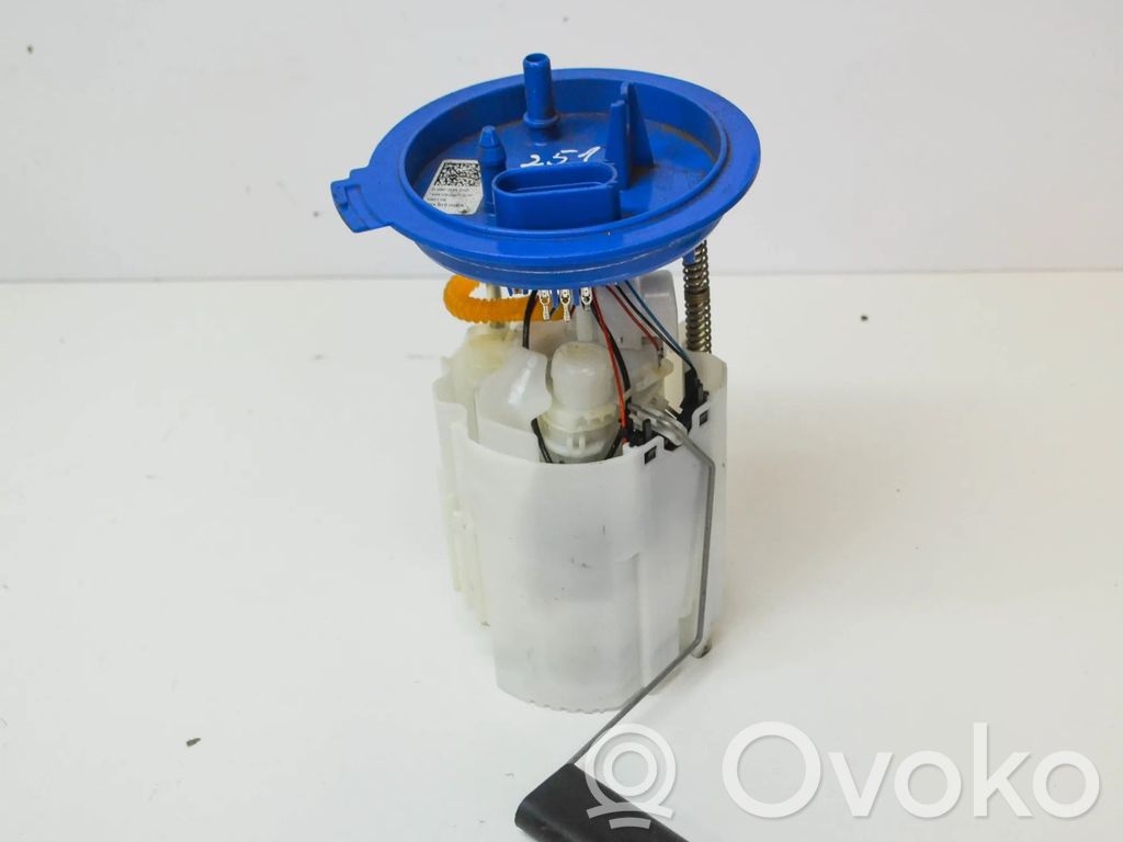 Volkswagen Tiguan Bomba interna de combustible 