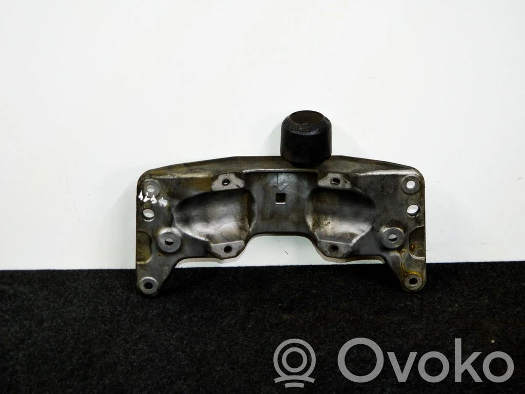 BMW 5 F10 F11 Supporto di montaggio scatola del cambio 