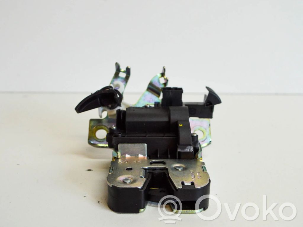 Audi A4 S4 B9 8W Tailgate/trunk/boot lock/catch/latch 