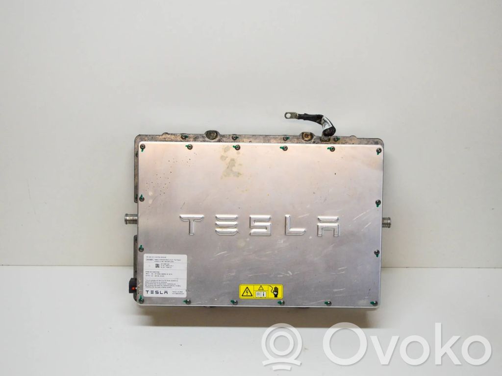 Tesla Model S Otros dispositivos 