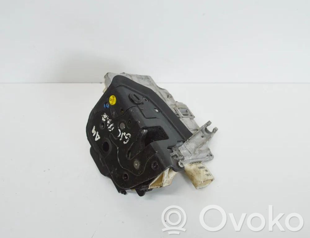 Audi A4 S4 B7 8E 8H Serratura portiera posteriore