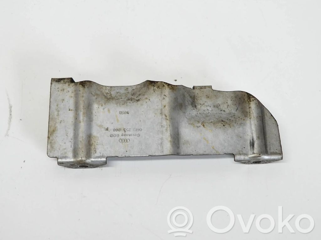Sonstiges Einzelteil Motorraum   06E253008F