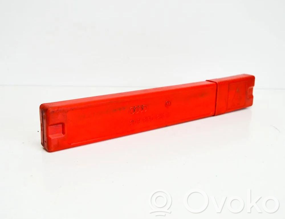 Caja de herramientas   8D9860251B