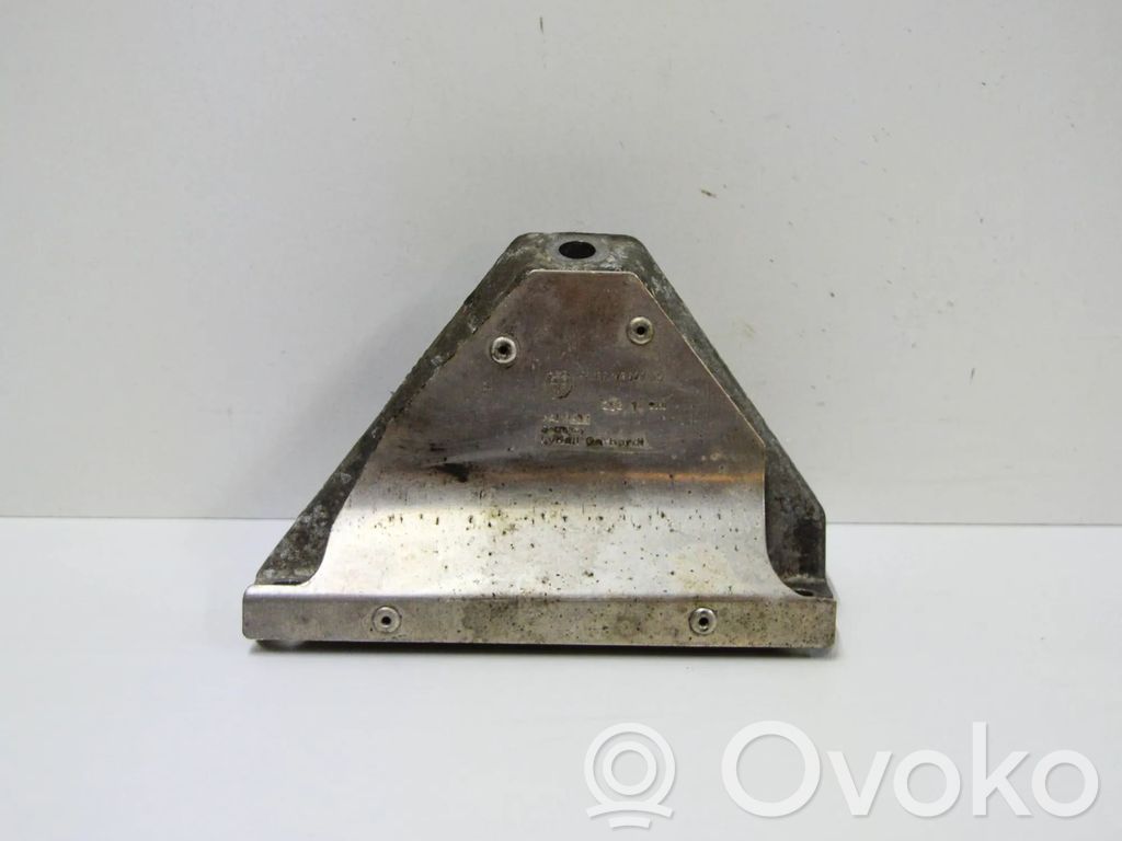 BMW 5 F10 F11 Engine mounting bracket 