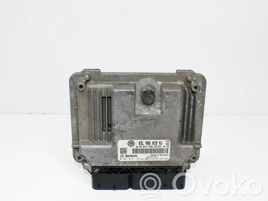 Volkswagen Caddy Calculateur moteur ECU 