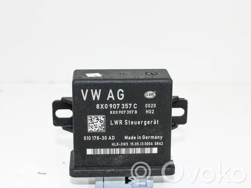 Module d'éclairage LCM   8X0907357C
