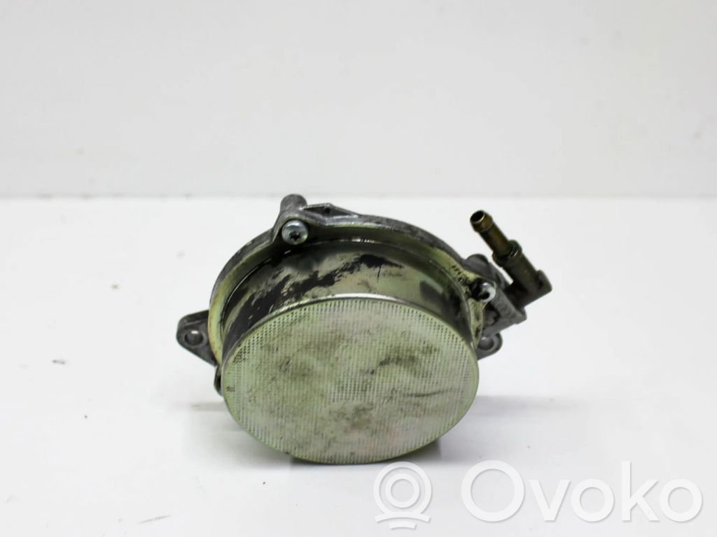 Audi A5 8T 8F Alipainepumppu 