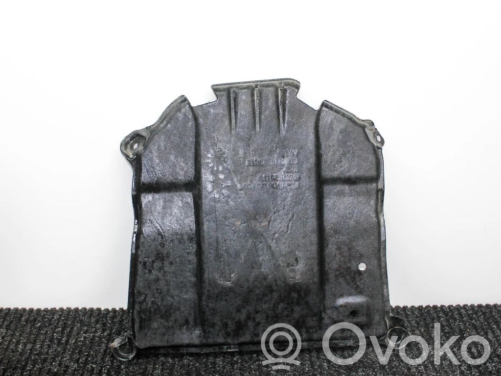 Audi A5 Placa protectora del centro/medio 