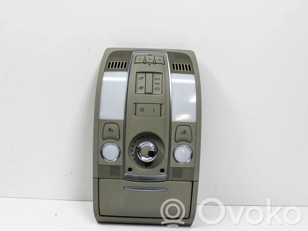 Audi Q7 4L Luz del asiento delantero 