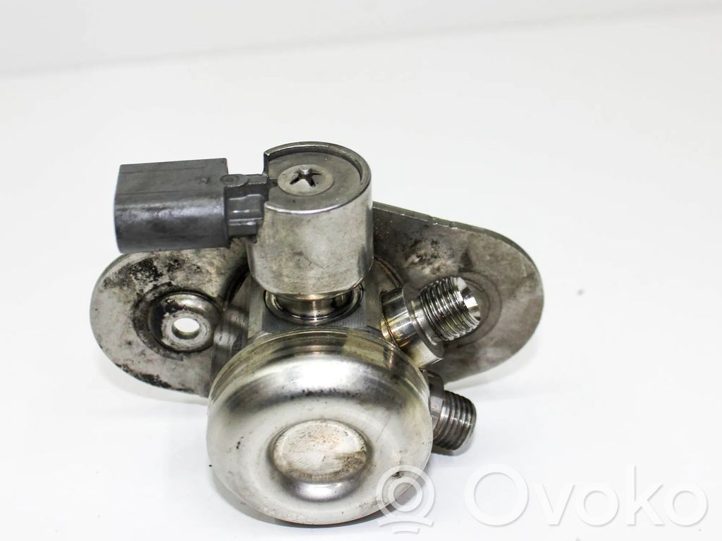 BMW 5 F10 F11 Pompe d'injection de carburant à haute pression 