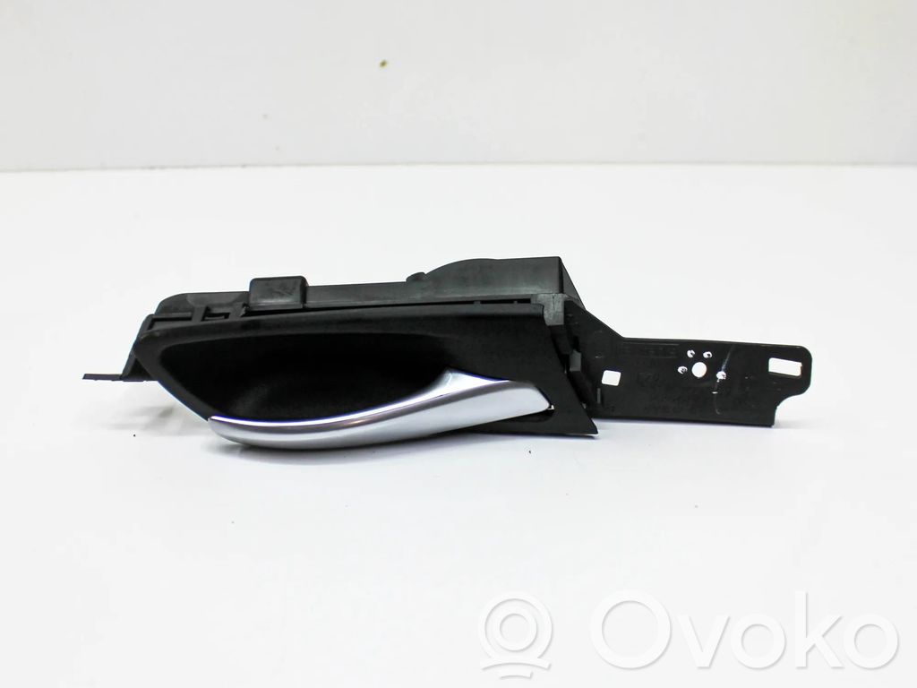BMW X5 E70 Manecilla interna puerta delantera 
