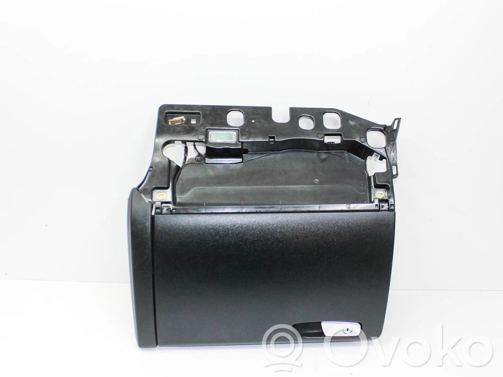 Audi A5 8T 8F Handschuhfach 