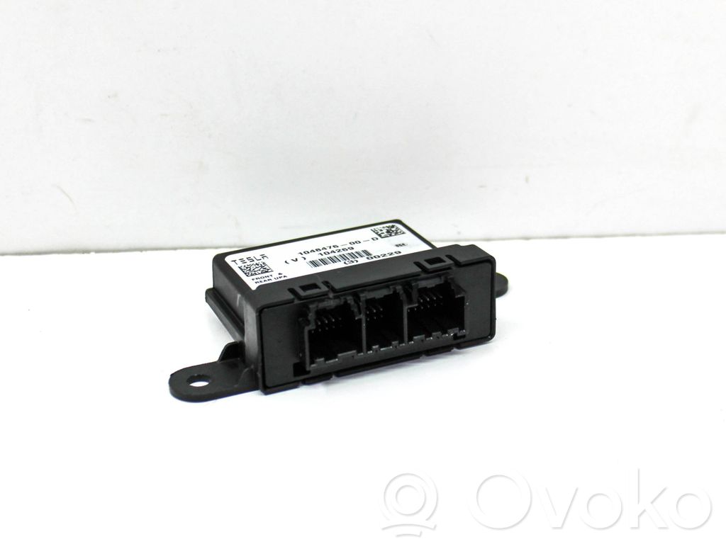 Parking PDC control unit/module   1048476,104847600D