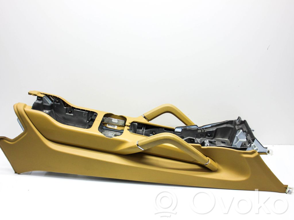 Porsche Cayenne (92A) Consola central 