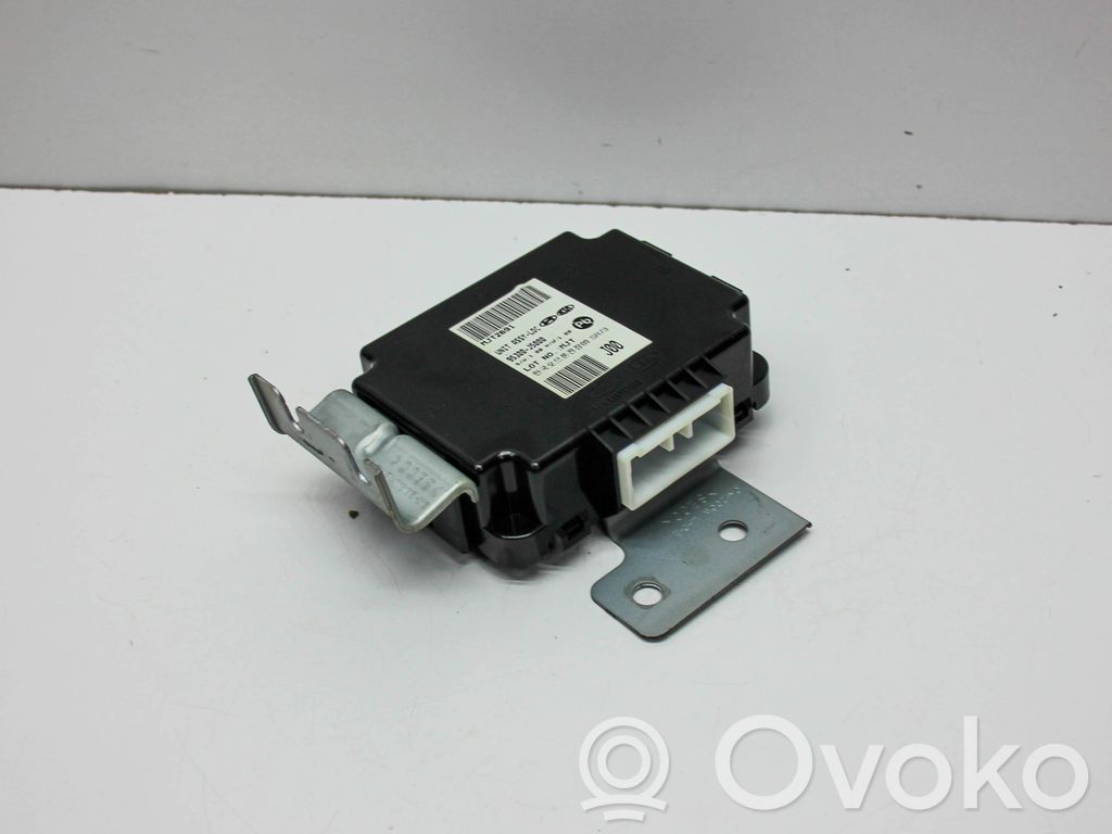 KIA Stinger Voltage converter/converter module 