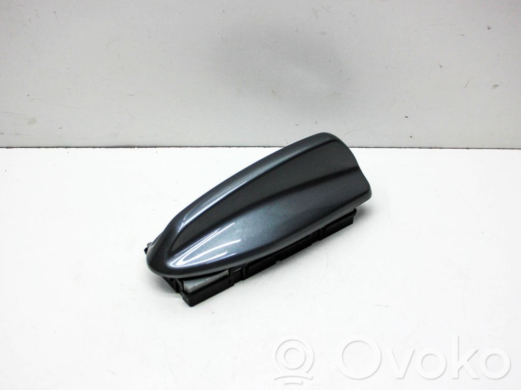 Volvo V60 GPS-pystyantenni 