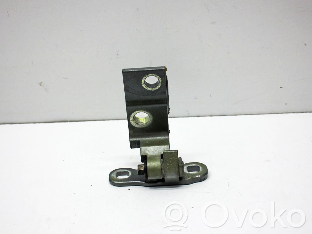 Volvo V60 Front door upper hinge 