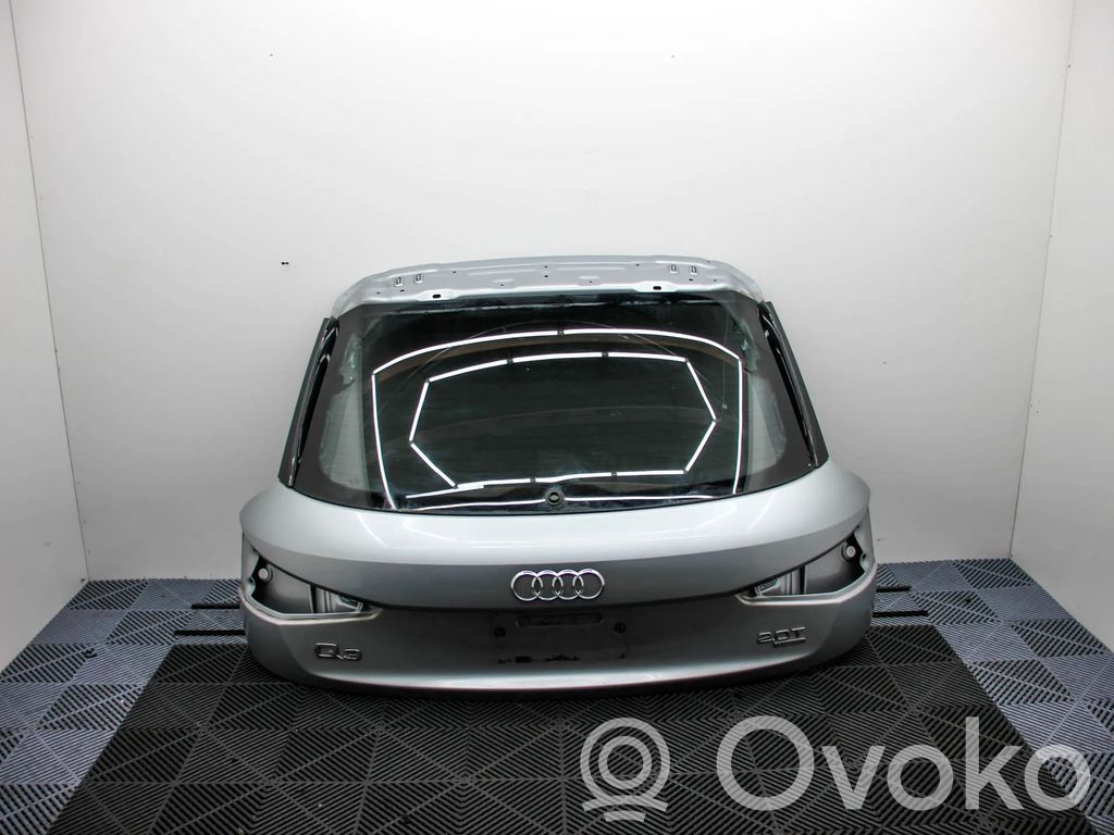 Audi Q3 8U Puerta del maletero/compartimento de carga 