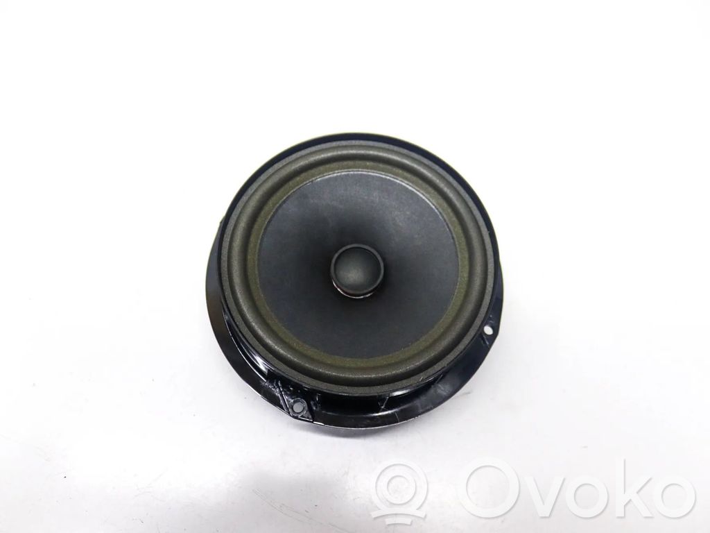 Cupra Born Altavoz de la puerta trasera 