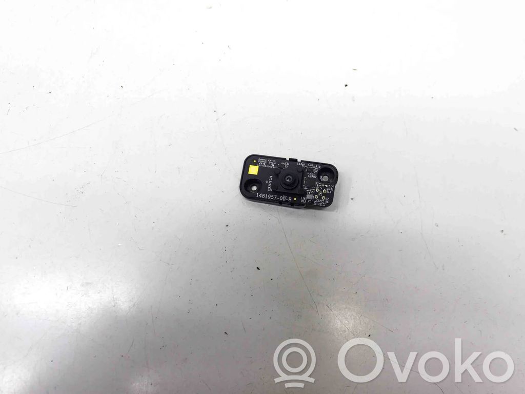 Tesla Model 3 Windshield/windscreen camera 