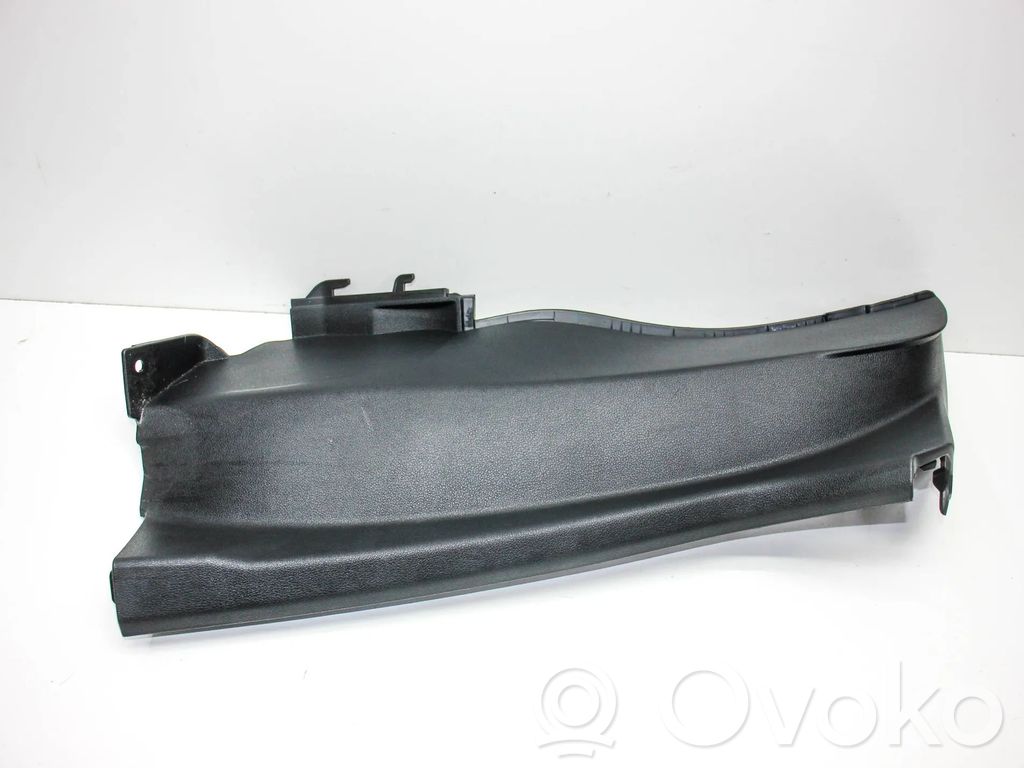 Audi Q3 F3 Rivestimento inferiore laterale del sedile posteriore 