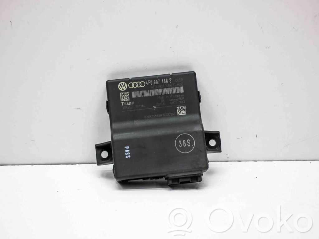 Audi Q7 4L Gateway control module 