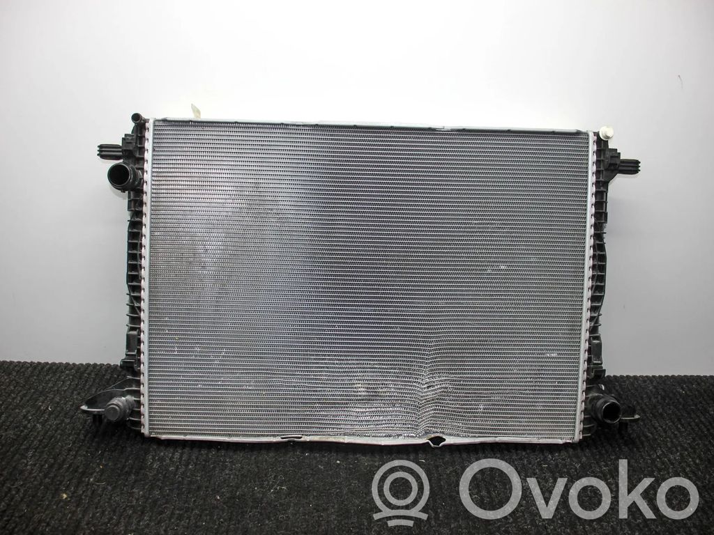 Audi Q8 Coolant radiator 