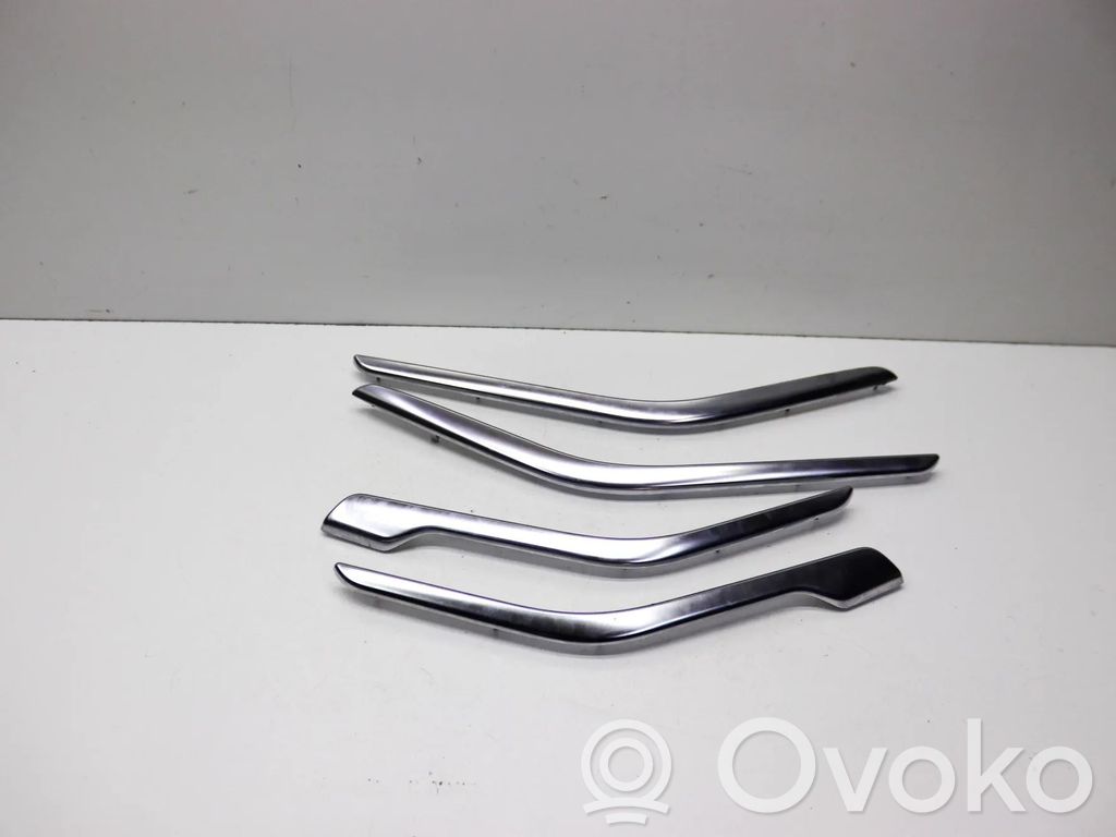 Mercedes-Benz CLA C117 X117 W117 Set di finiture decorative interne