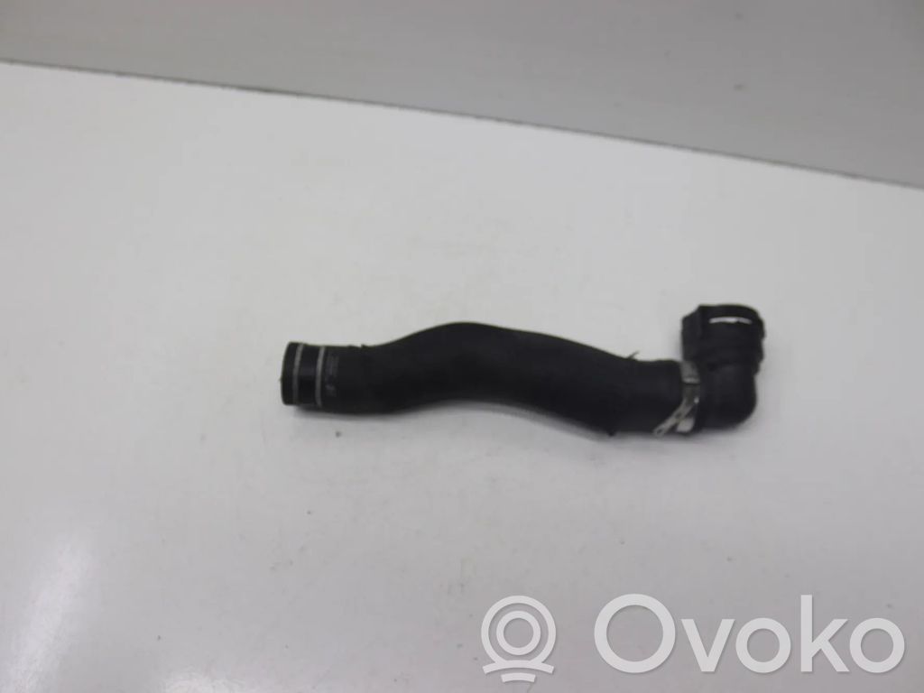 Alfa Romeo Stelvio Tubo flessibile del liquido di raffreddamento del motore