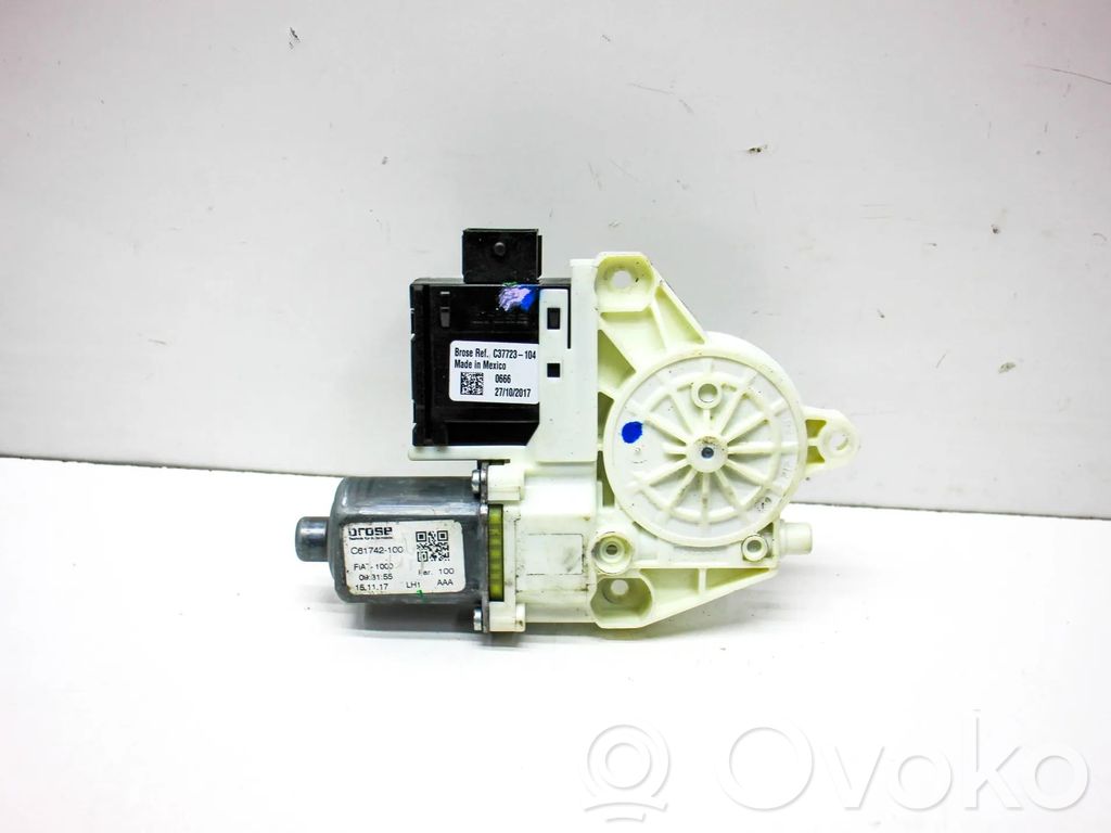 Jeep Compass Motor del regulador de la ventanilla de la puerta delantera 