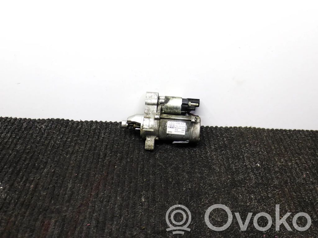 Audi A4 S4 B9 8W Anlasser 
