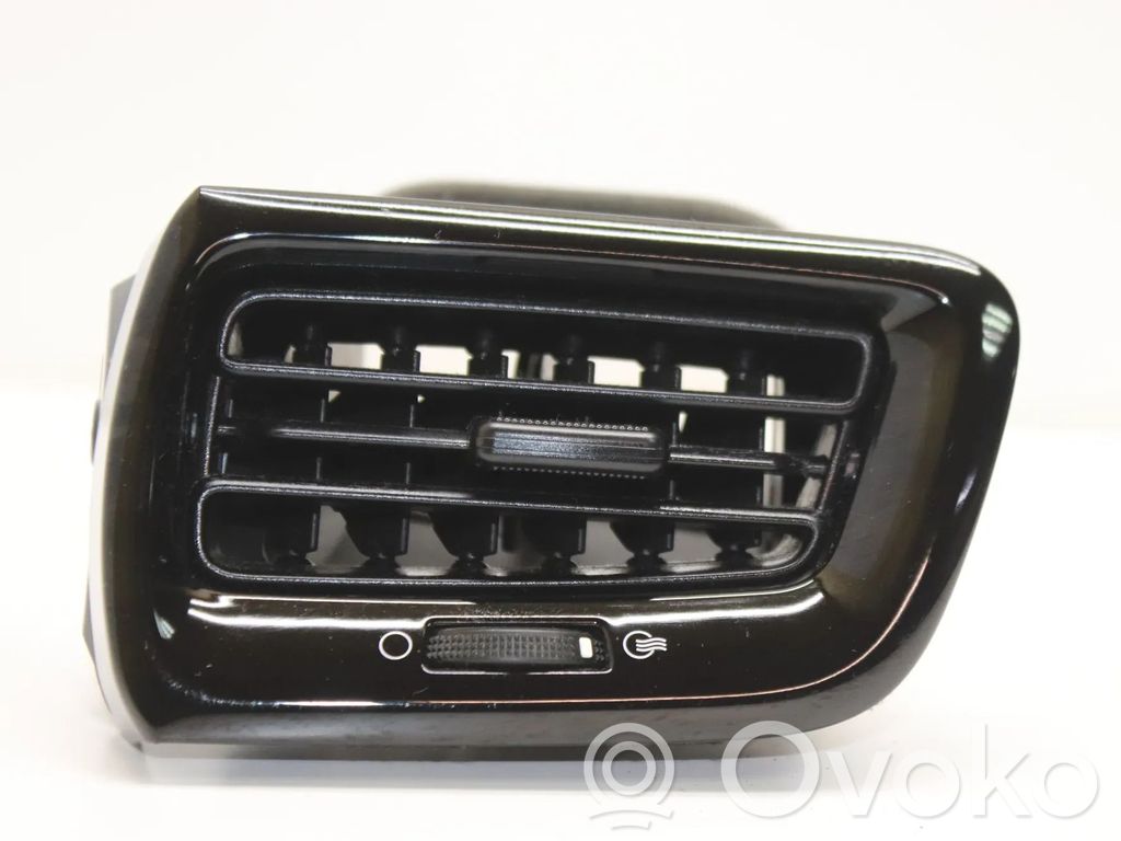 KIA Stonic Luftausströmer Lüftungsdüse Luftdüse frontscheibe 