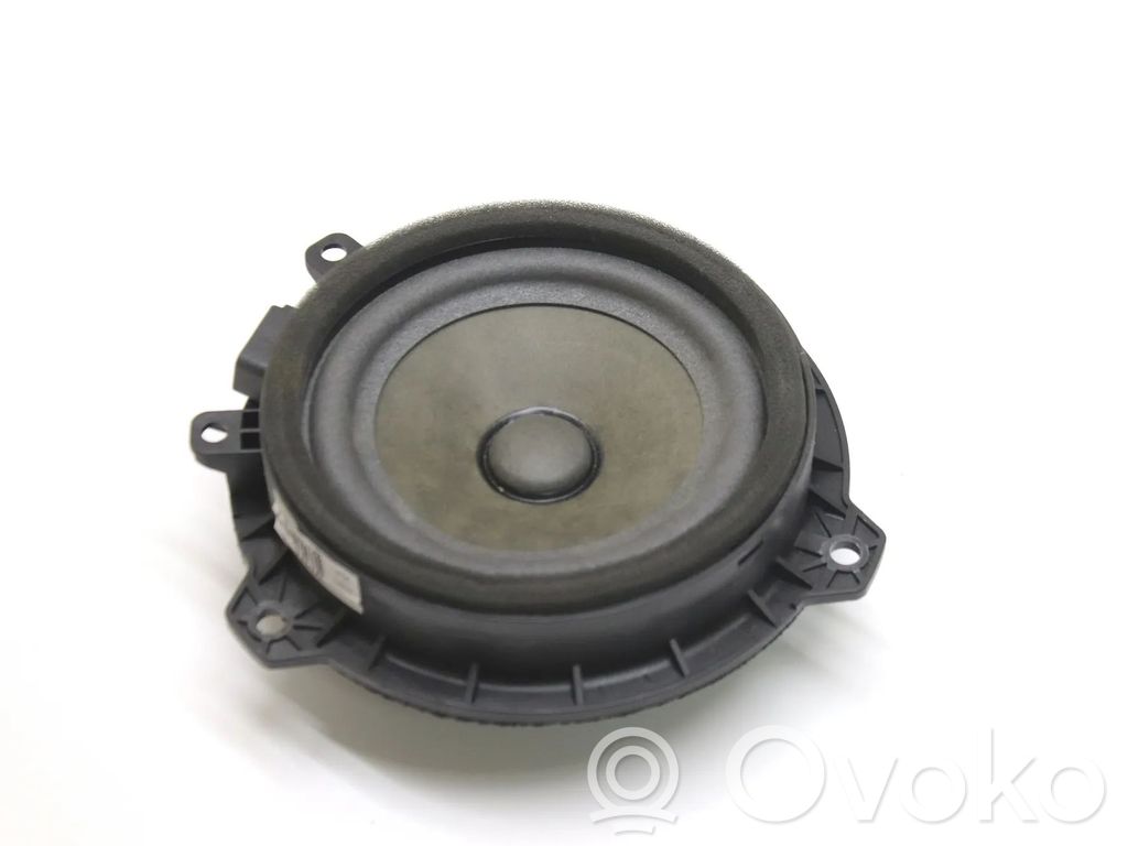 KIA Stonic Rear door speaker 