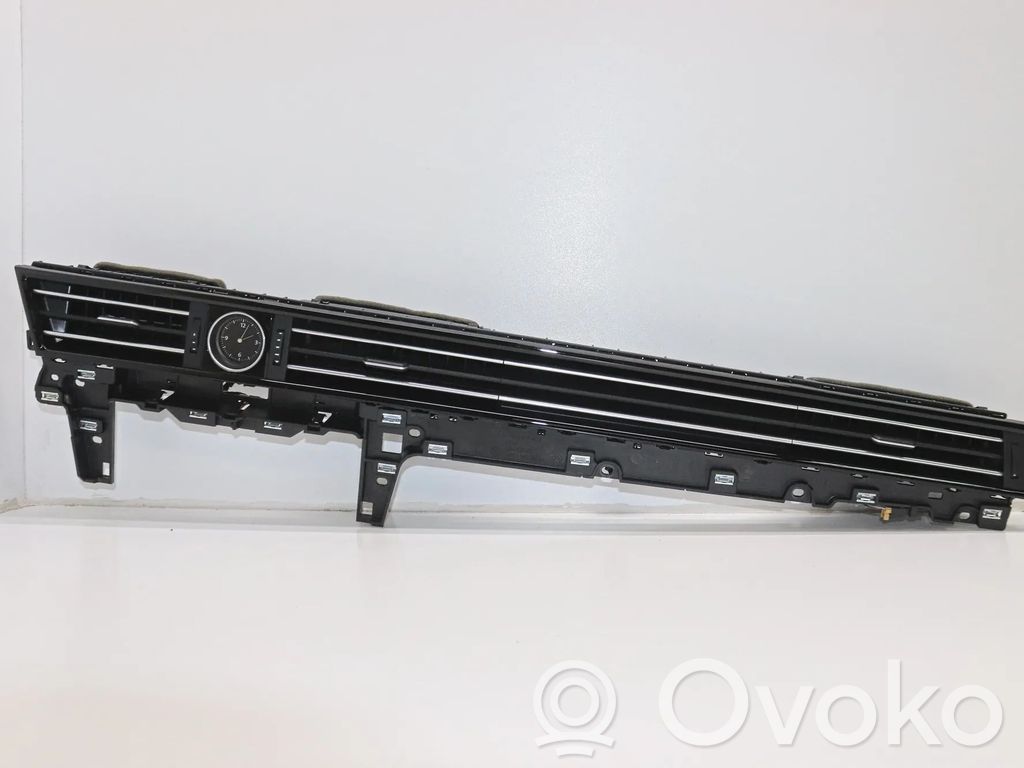 Volkswagen PASSAT B8 Dysze / Kratki nawiewu deski rozdzielczej 