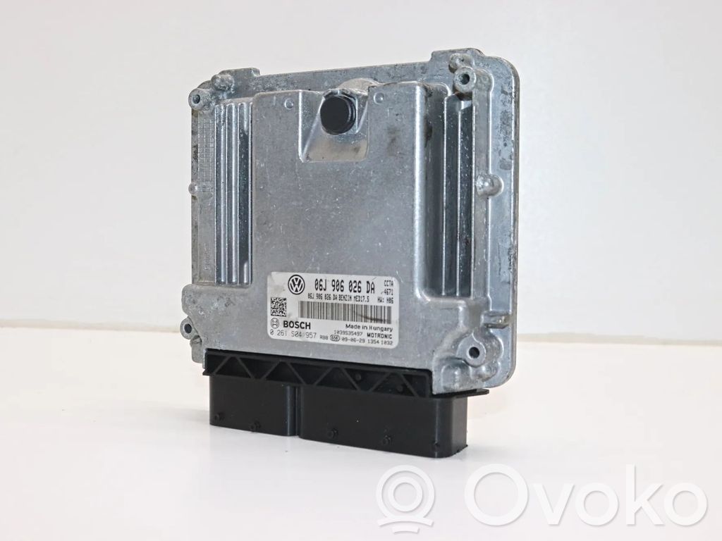 Volkswagen PASSAT CC Engine control unit/module 