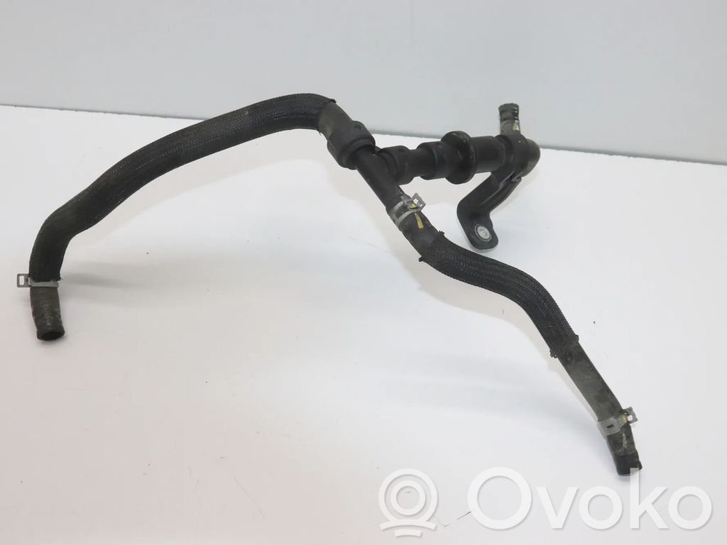Nissan Altima Tubo flessibile del liquido di raffreddamento del motore 
