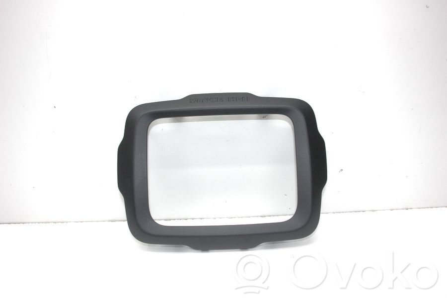 Jeep Renegade Konsola środkowa / Radio / GPS 