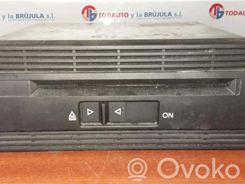 Audi A6 S6 C5 4B Zmieniarka płyt CD/DVD 
