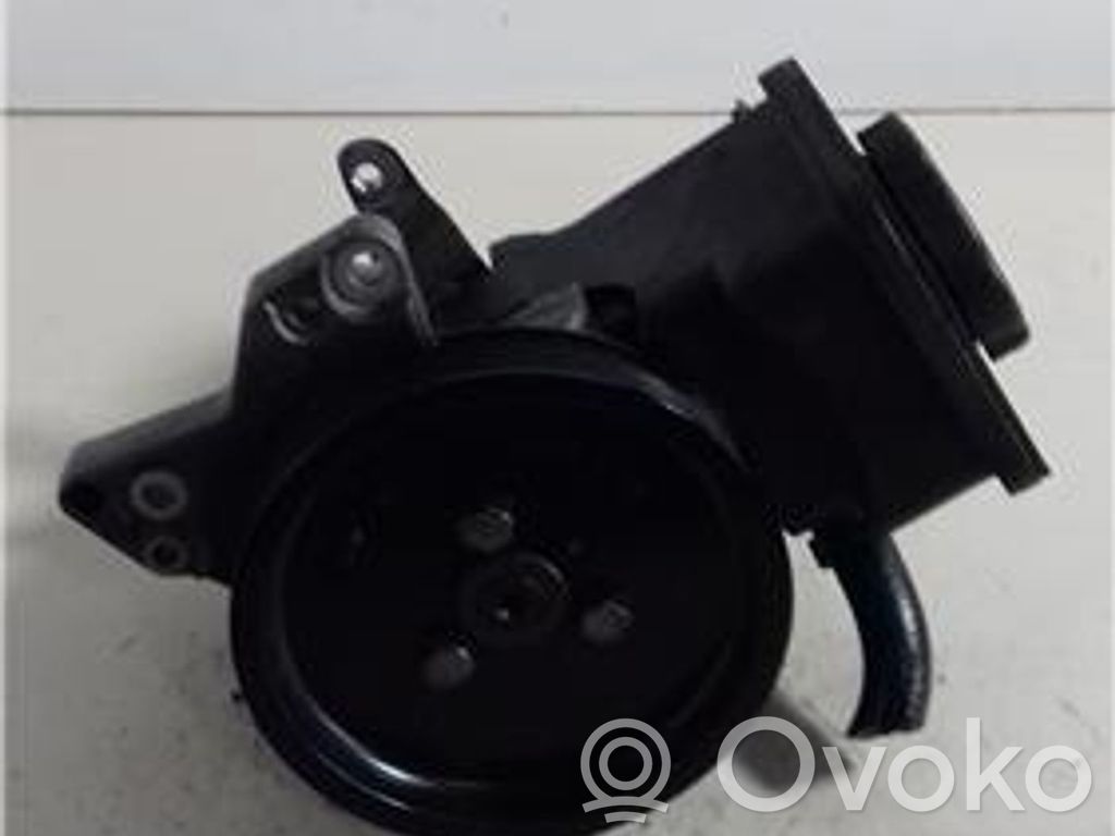 BMW 7 E65 E66 Ohjaustehostimen pumppu 
