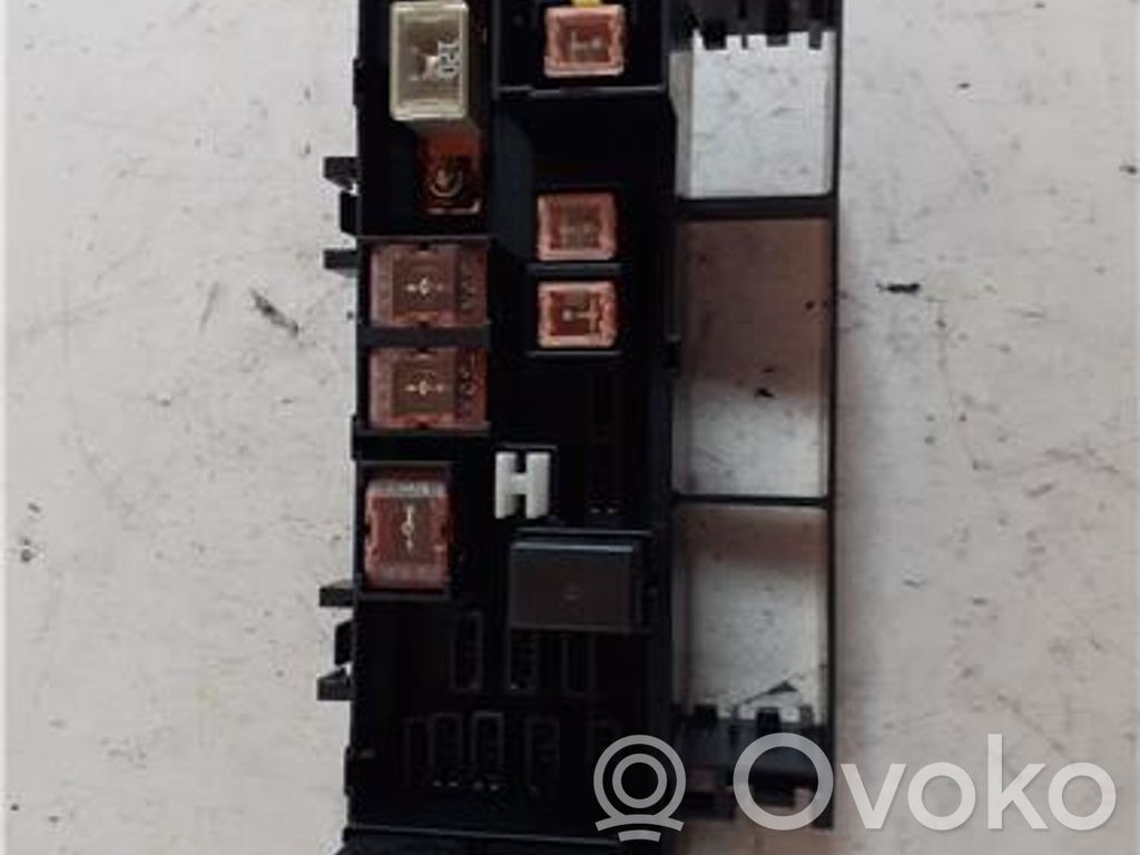 Subaru Impreza II Fuse module 