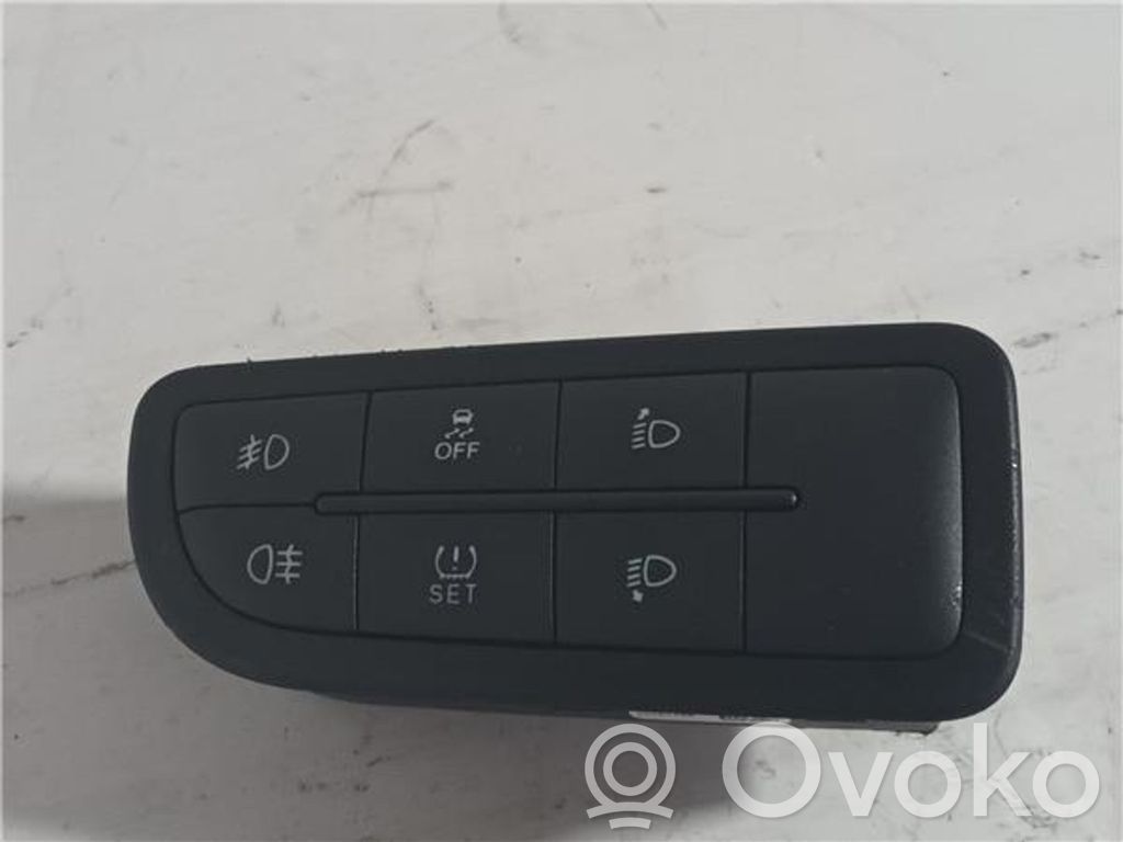 Fiat Tipo Other switches/knobs/shifts 