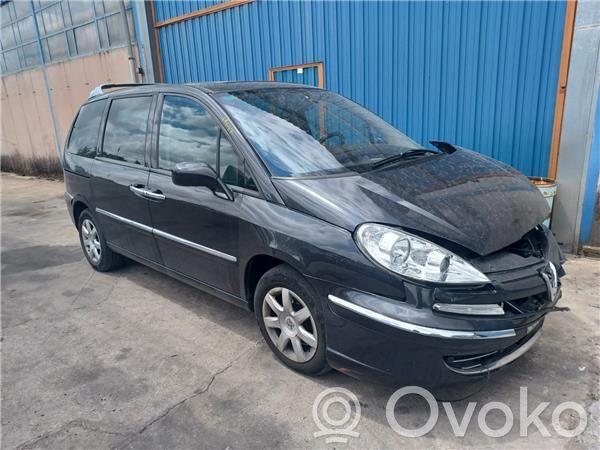 Peugeot 807 Priekinė svirtis 