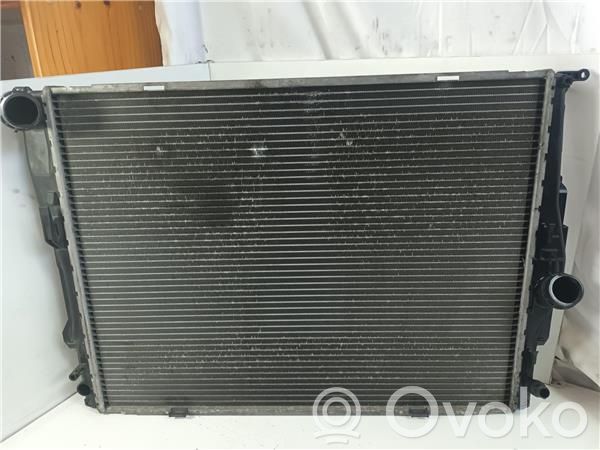 BMW 3 E90 E91 Coolant radiator 