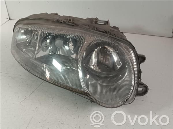 Alfa Romeo 147 Lampa przednia 
