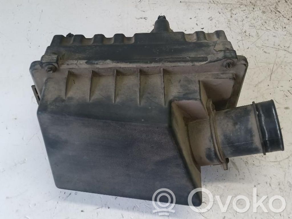 Ford Focus Air filter box 