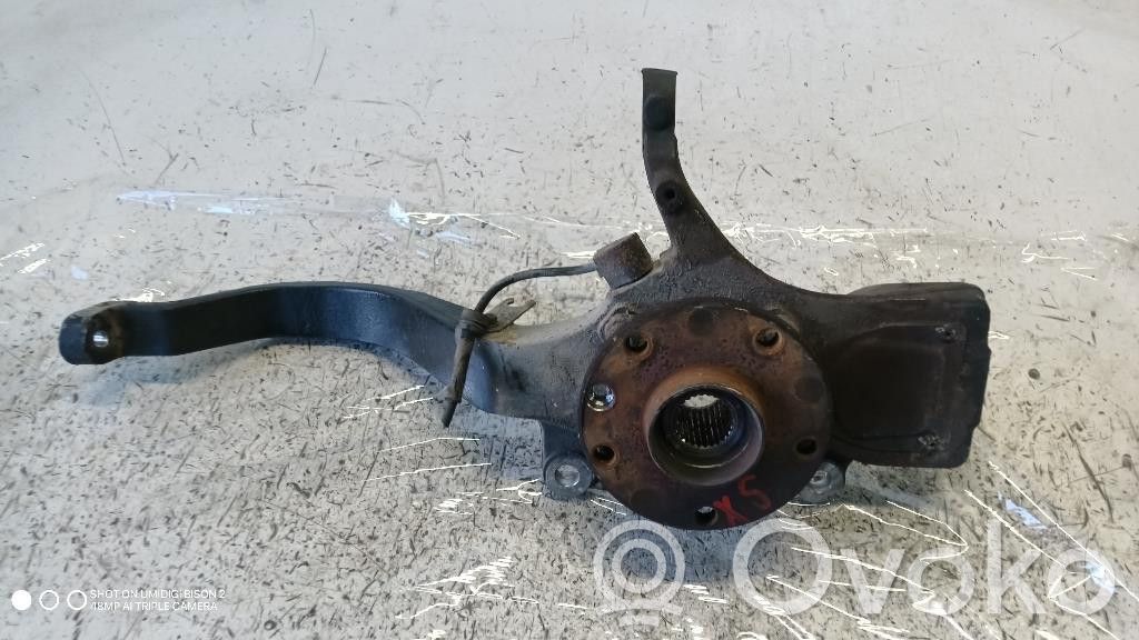Alfa Romeo 166 Achsschenkel vorne 