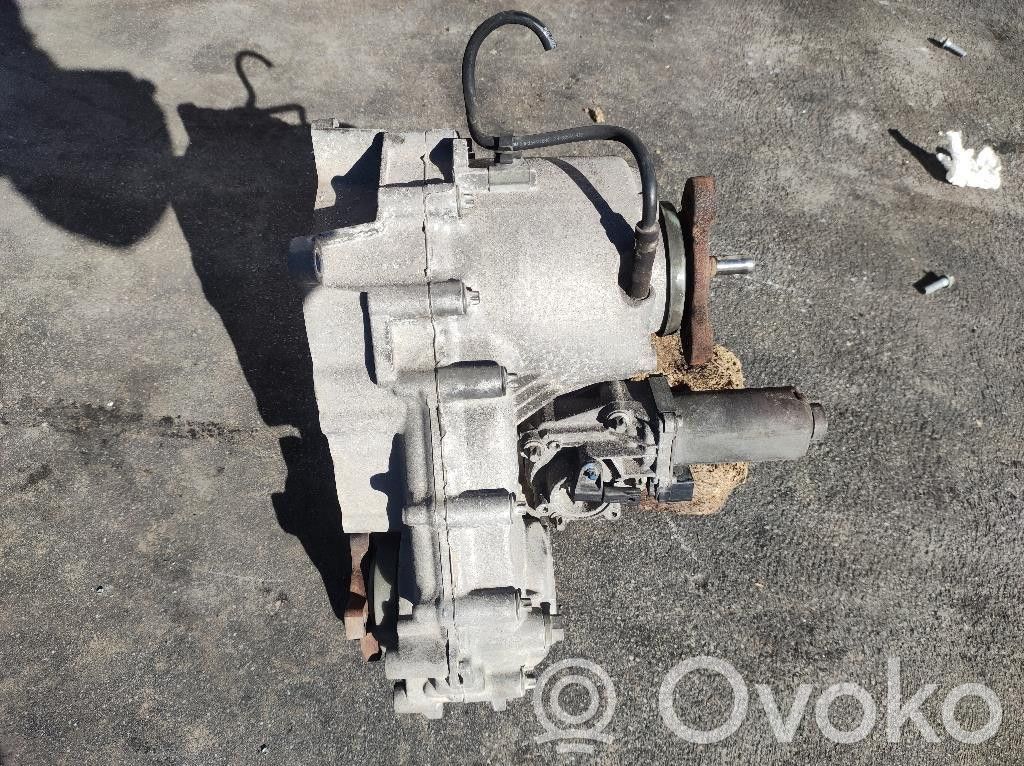 BMW X3 E83 Gearbox transfer box case 