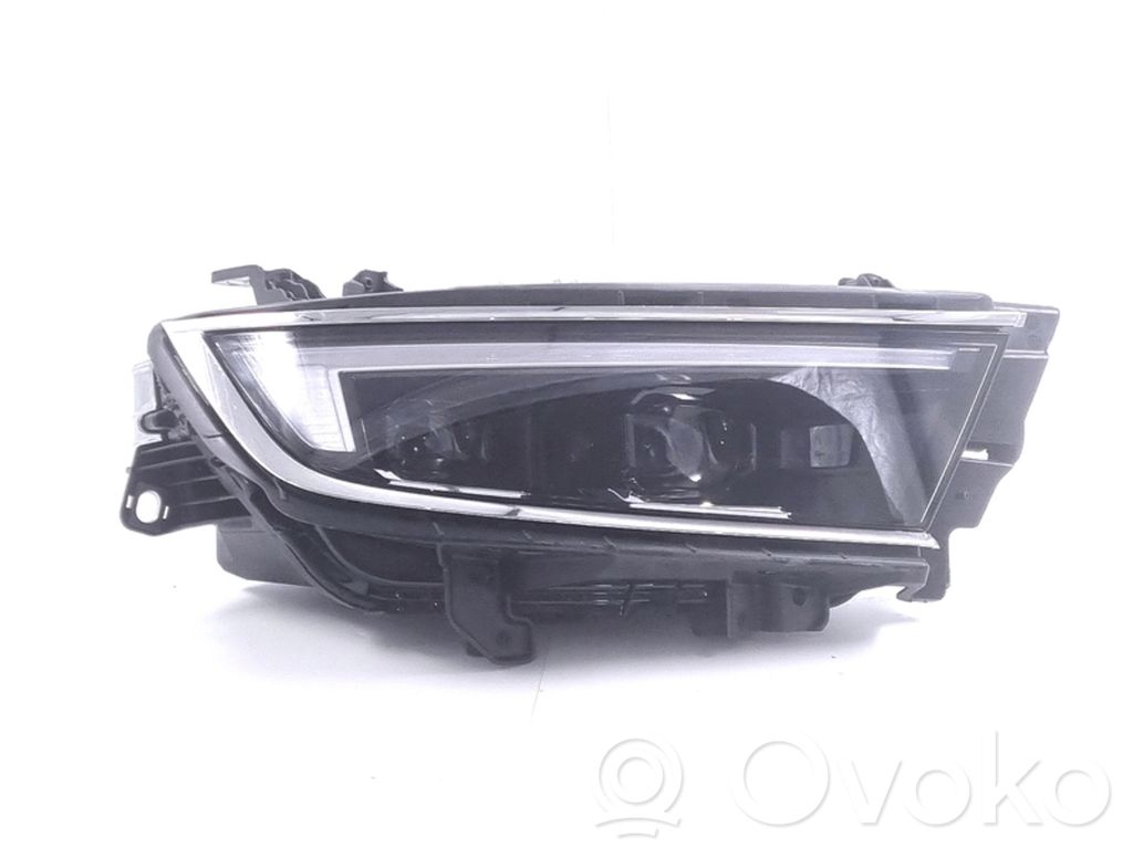 Opel Astra L Phare frontale 